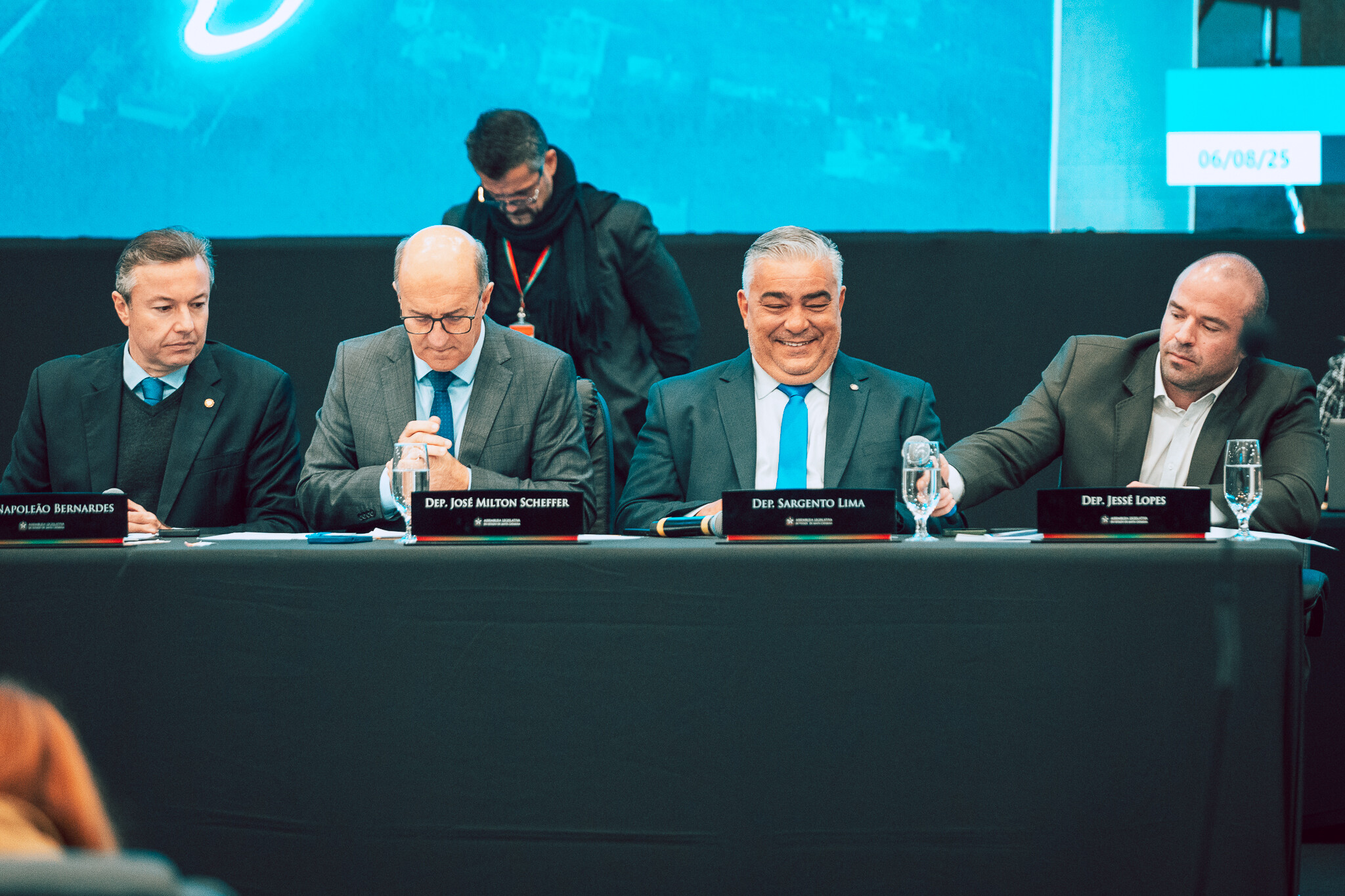 - Deputado Napoleão Bernardes (PSD) - Deputado José Milton Scheffer (PP)
 - Deputado Sargento Lima (PL) 	 - Deputado Jessé Lopes (PL)