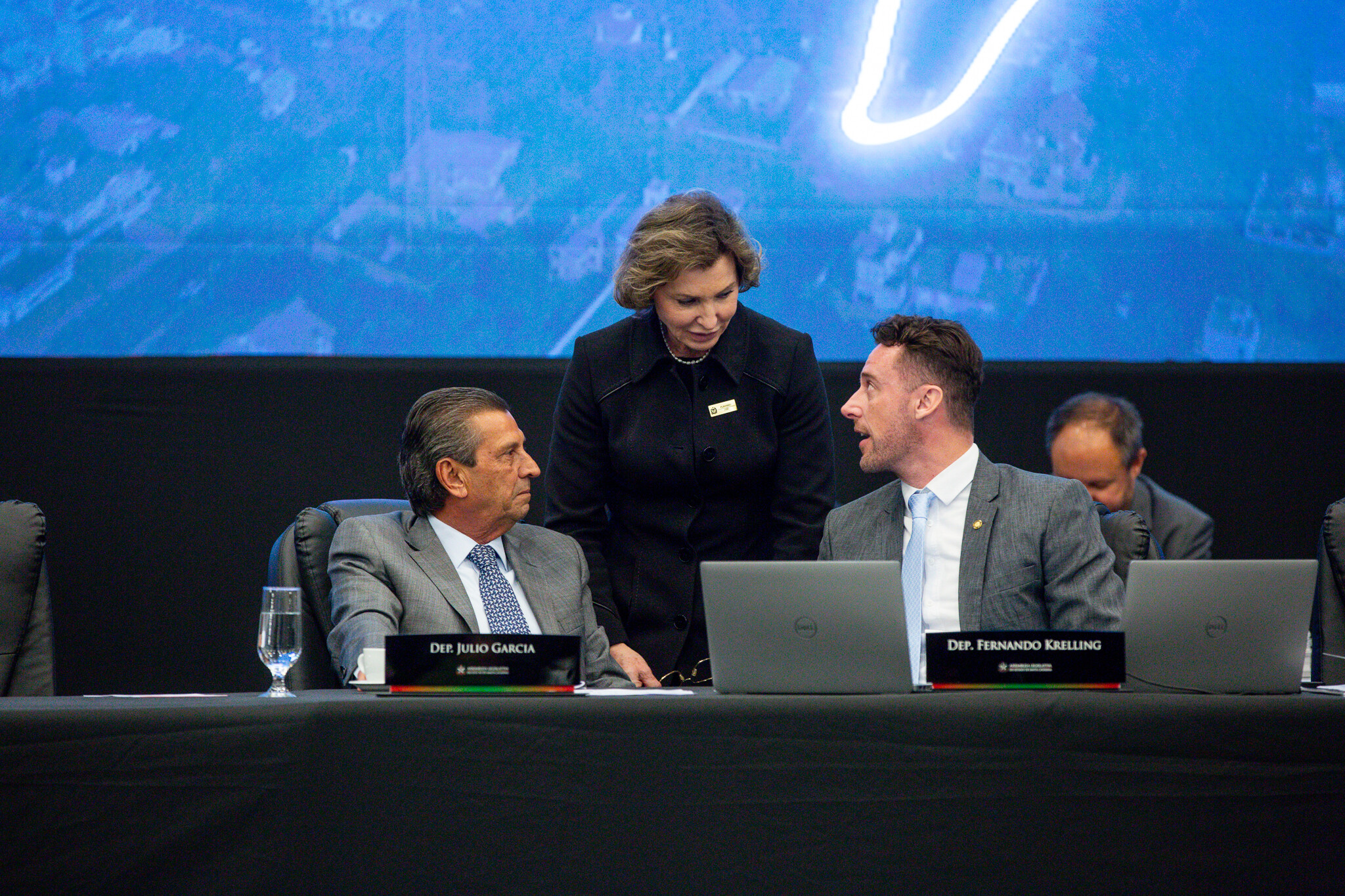 - Deputado Julio Garcia (PSD) 	- Deputado Fernando Krelling (MDB)