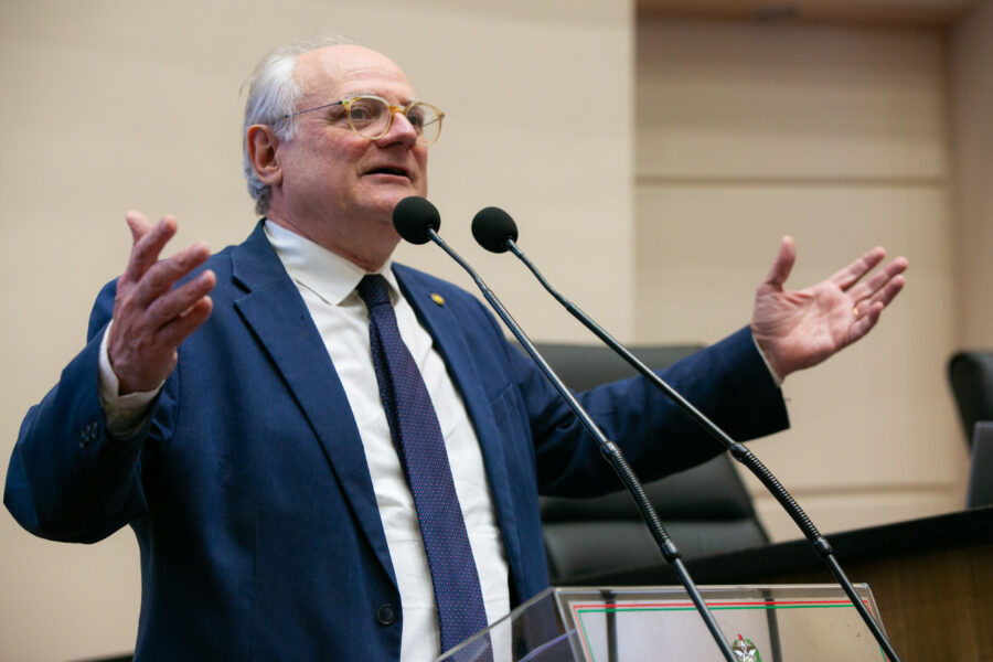 Dr. Vicente Caropreso tratou da preocupação com as consequências do tarifaço dos EUA na economia catarinense