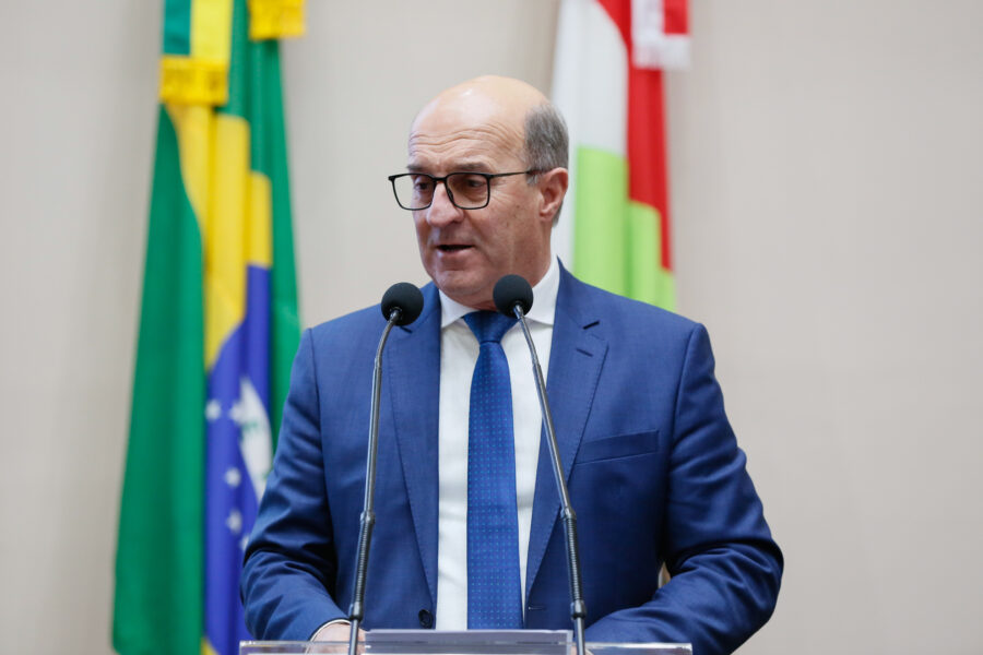 Deputado José Milton Scheffer.
