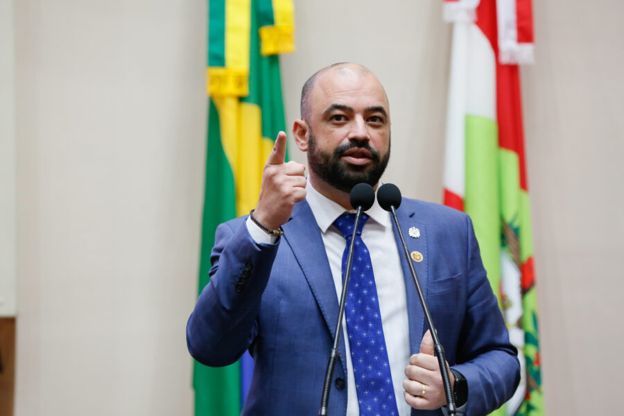 Diogo Demarchi Silva, secretário de Estado da Saúde.