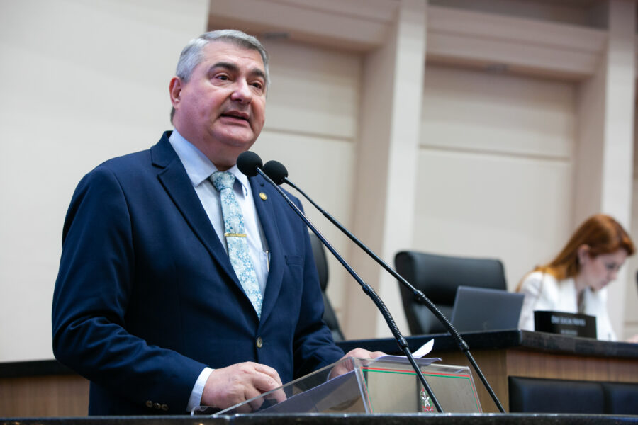 Deputado Lunelli tratou de saneamento básico na sessão desta terça