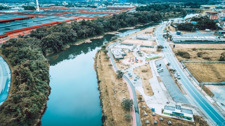 Imagem aérea do Parque Linear Via Verde, em Jaraguá, que servirá de modelo para o programa aprovado nesta tarde pela Alesc