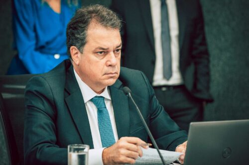 Minotto pede esclarecimentos da Casan sobre furtos de hidrômetros em Criciúma