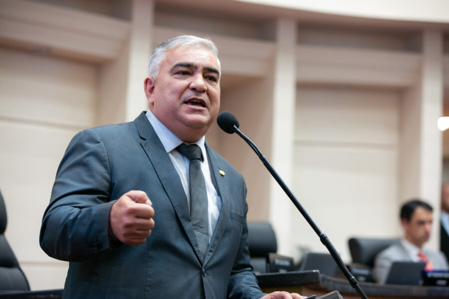 Deputado apresenta projeto para reduzir danos causados por redes fantasmas no mar