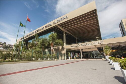 Quatro audiências públicas marcam a semana de debates na Alesc