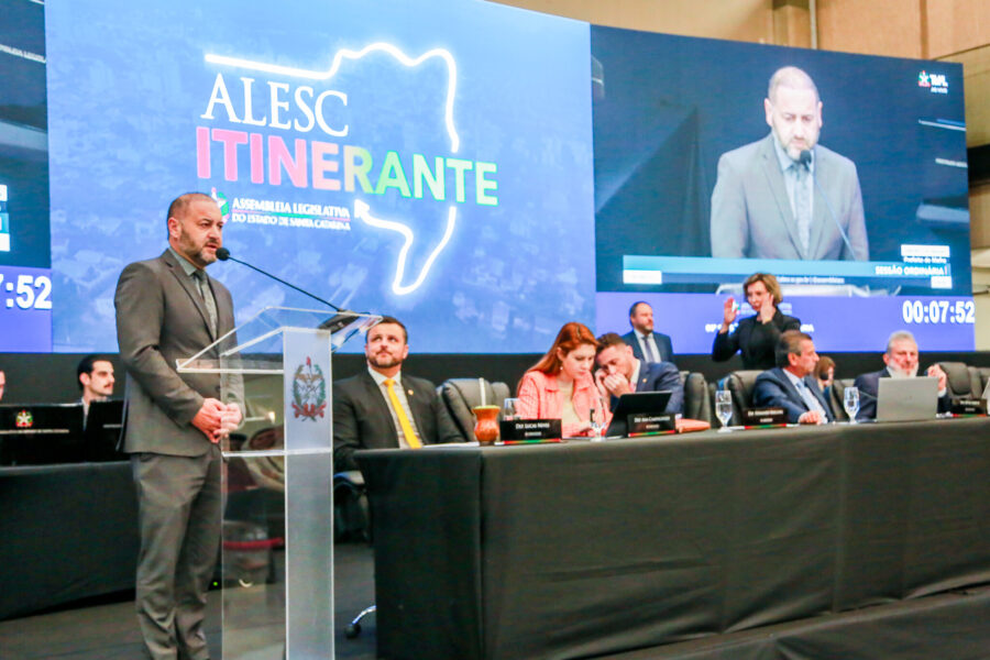 Emerson Maas, prefeito da cidade anfitriã.