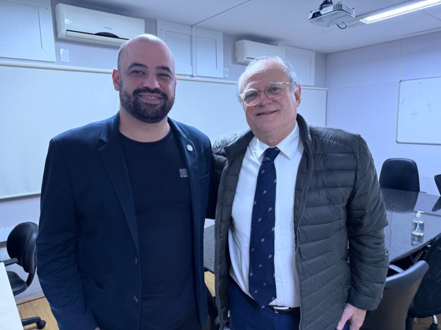 Dr. Vicente discute pauta do Cosemesc com secretário de Saúde