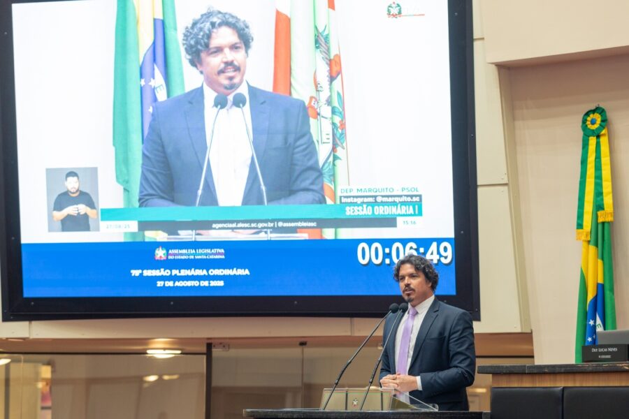 Marquito fala sobre importância da campanha “Agosto Lilás” pelo fim da violência contra as mulheres