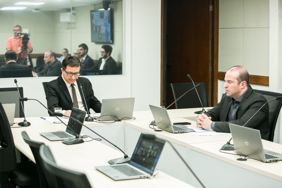 A Comissão de Direitos Humanos é presidida pelo deputado Junior Cardoso (PRD).