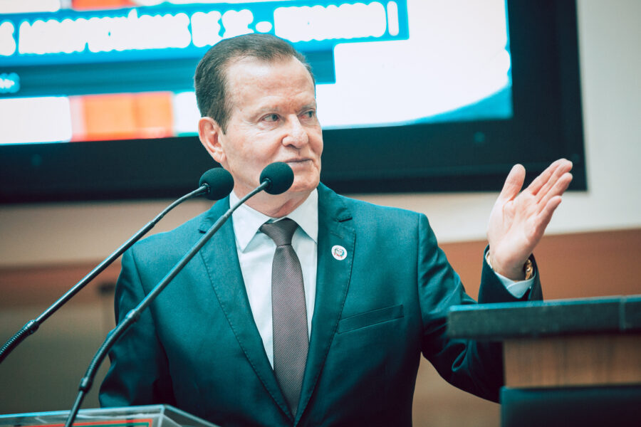 Arno Pandolfo, presidente da Fecoagro.