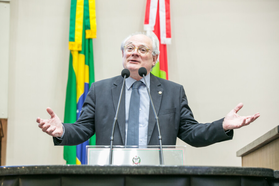 - Deputado Dr. Vicente Caropreso (PSDB)