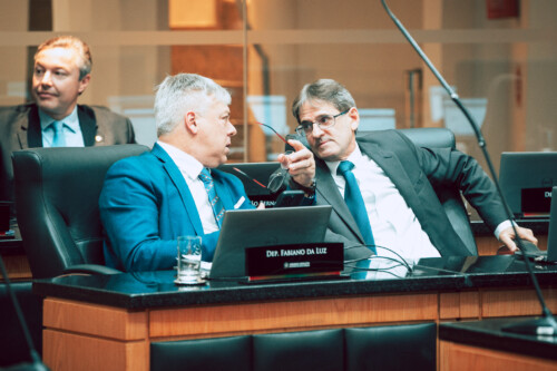 - Deputado Fabiano da Luz (PT) 	 - Deputado Neodi Saretta (PT)