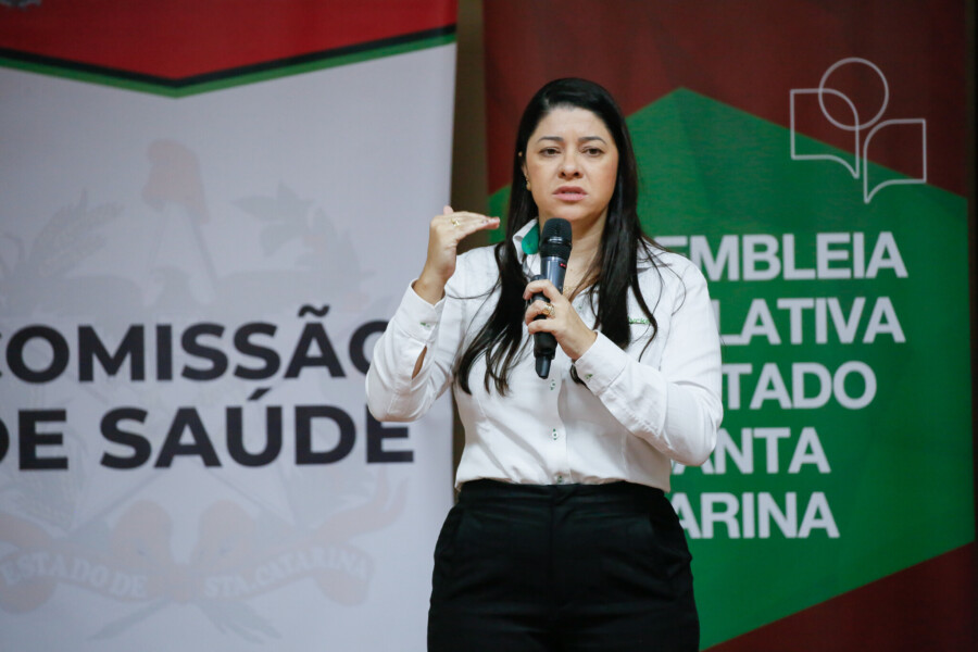 Mariane Almeida de Barros