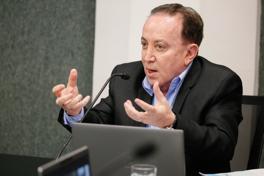 - Auri Pavoni - Diretor-geral  Água e Saneamento (Emasa) de Balneário Camboriú SC