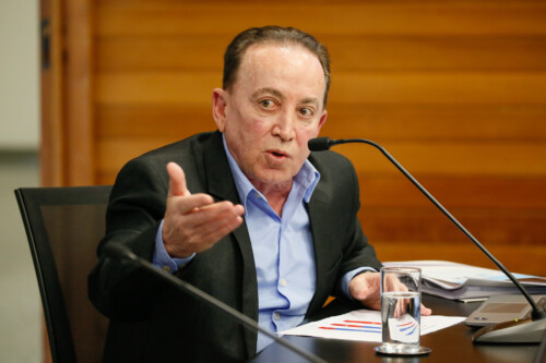 - Auri Pavoni - Diretor-geral  Água e Saneamento (Emasa) de Balneário Camboriú SC