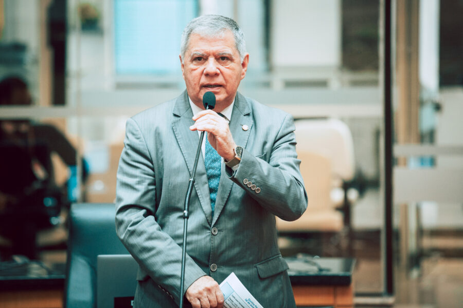 Deputado Mário Motta.