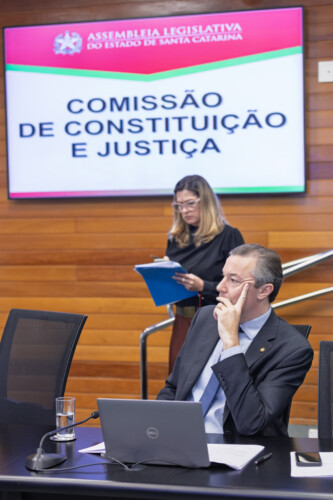 - Deputado Napoleão Bernardes (PSD)