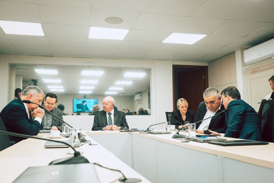 - Deputado Mário Motta (PSD)   - Deputado Jair Miotto (União) 	
- Deputado Marcos Vieira (PSDB)
 Deputada Luciane Carminatti (PT) 		
- Deputado Sargento Lima (PL) 	 - Deputado Camilo Martins (Podemos)