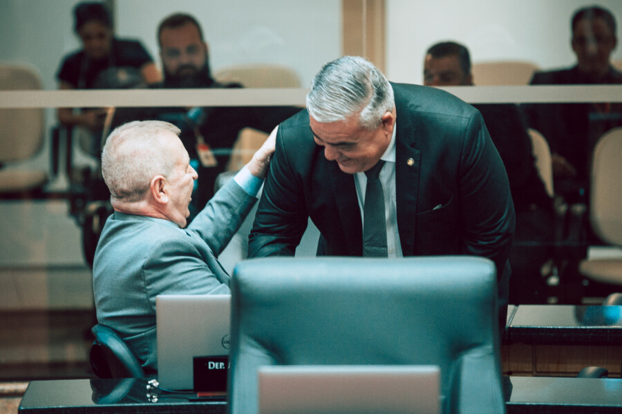 - Deputado Maurício Eskudlark (PL)
 - Deputado Sargento Lima (PL)