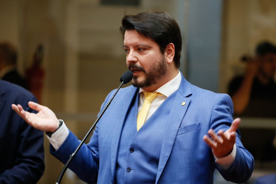 - Deputado Alex Brasil (PL)
