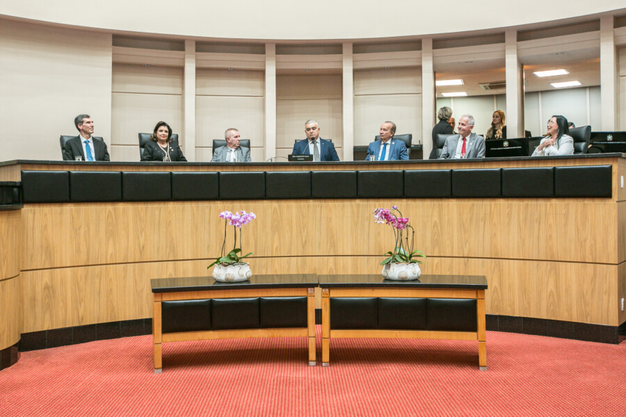 -Andreas Eisele - Sub.Procurador de Justiça - Marilisa Boehm  Vice-Governadora de Santa Catarina - Deputado Maurício Eskudlark (PL)  - Deputado Sargento Lima (PL) 	

- Jorginho dos Santos Mello -  Governador de Santa Catarina-- Carlos Alberto Civinsk - Presidente Tribunal Regional Eleitoral de San