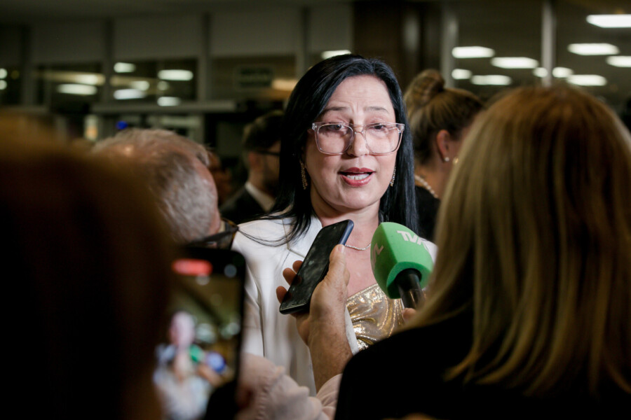- Vânia Franco - Secretária executiva de Articulação Nacional