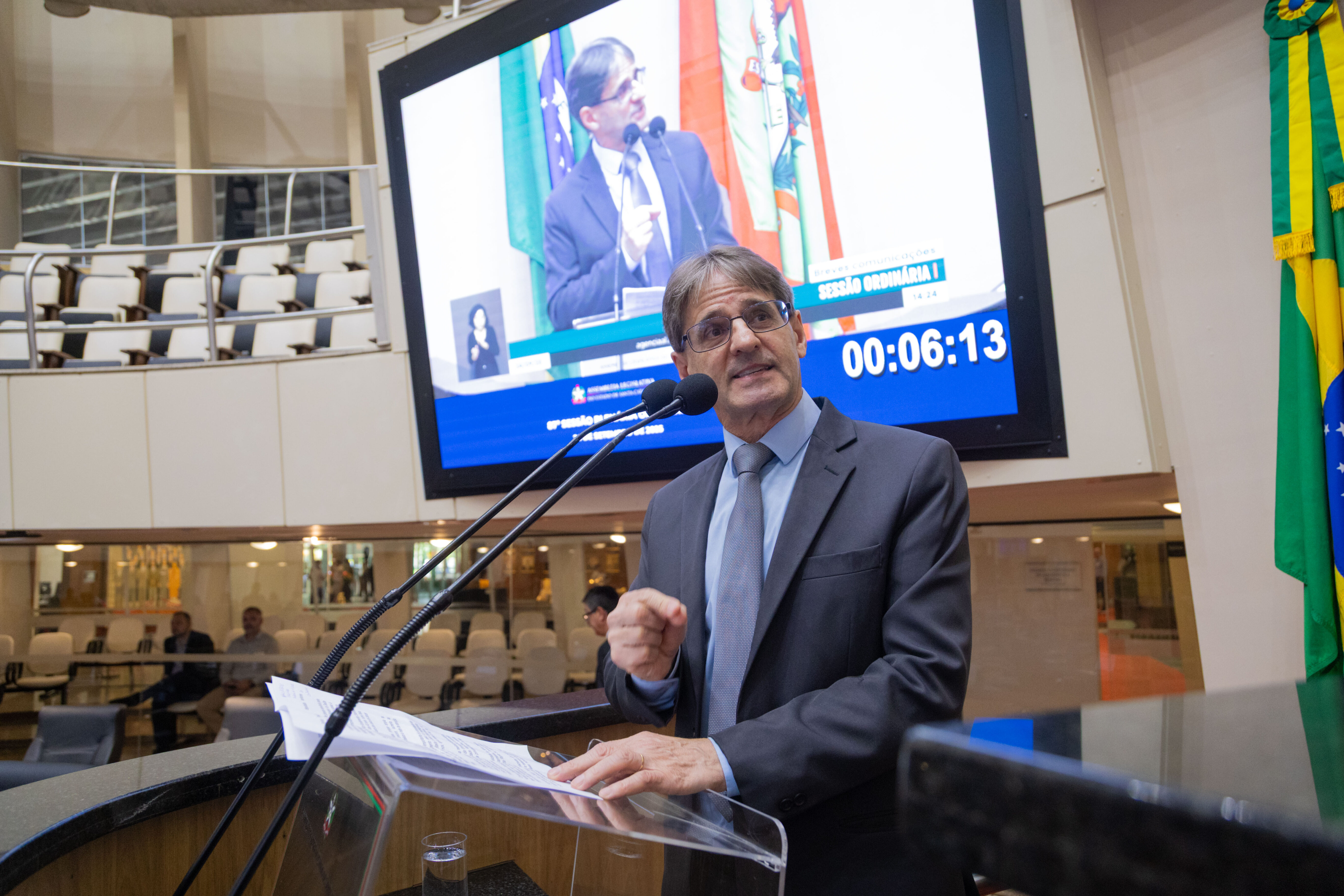 - Deputado Neodi Saretta (PT)