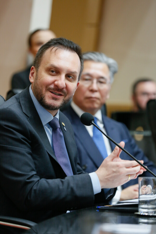- Deputado Pepê Collaço (PP)