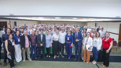 Bancada do PT marca presença no 3º Encontro de Lideranças Municipalistas Catarinenses