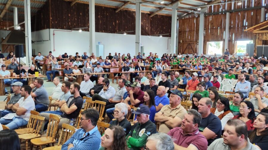 Cerca de 800 pessoas participaram do evento promovido pela Comissão de Agricultura da Alesc. FOTO: Divulgação