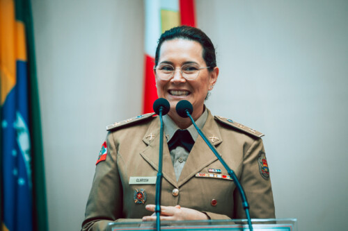 - Clarissa Dias Soares - Tenente Coronel PM - Comandante do 22º BPM da Capital.