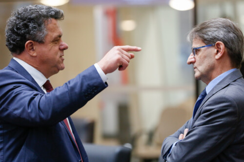 - Deputado Ivan Naatz (PL)
  - Deputado Neodi Saretta (PT)