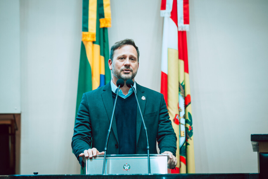 - Adriano Silva - Prefeito de Joinville SC
