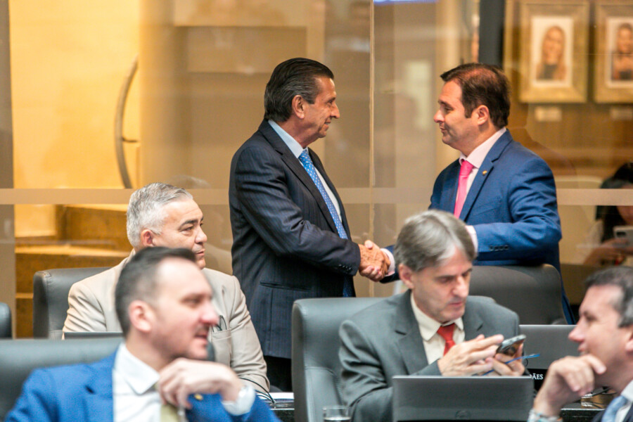 - Deputado Julio Garcia (PSD) - Deputado Sérgio Guimarães(União)