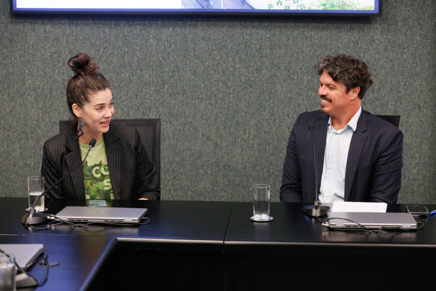 Representante do CREA:
Elizangela Bortoluzz, Deputado Marquito
