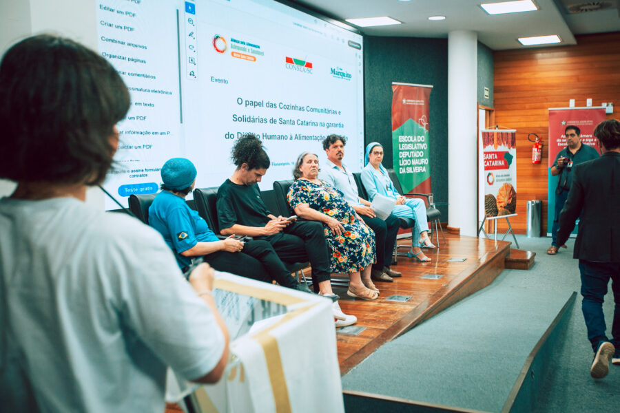 Evento reuniu representantes de cozinhas comunitárias e solidárias de diferentes regiões do estado