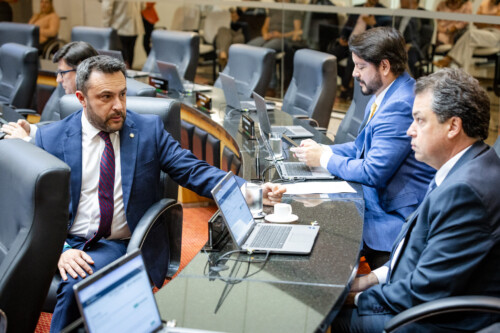 - Deputado Marcius Machado (PL)