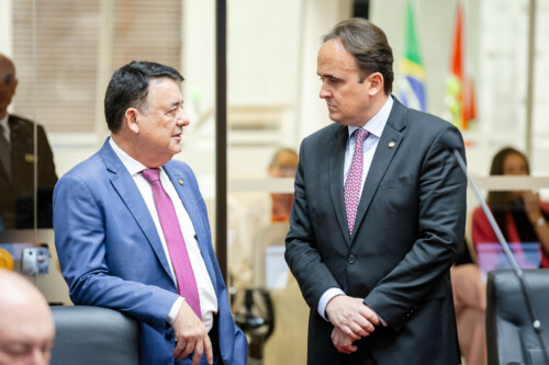 - Deputado Maurício Peixer (PL)
 - Deputado Carlos Humberto (PL)