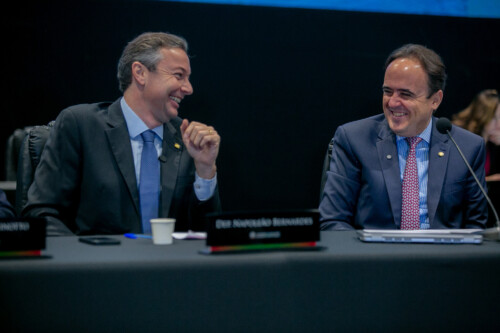 - Deputado Napoleão Bernardes (PSD) 	
 - Deputado Carlos Humberto (PL)
