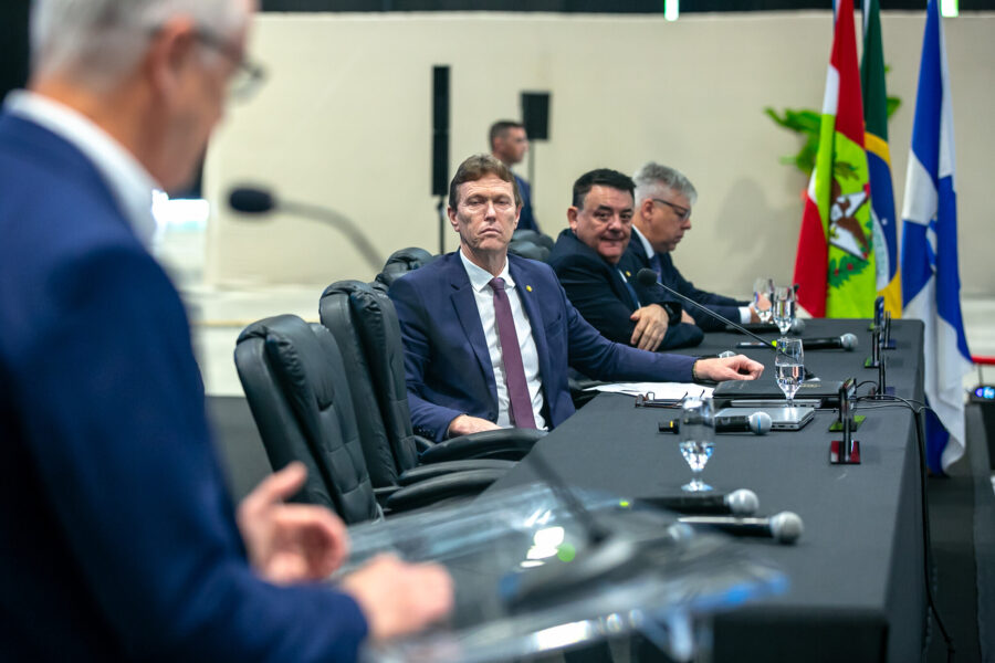 A Comissão de Transportes é presidida pelo deputado Volnei Weber.
