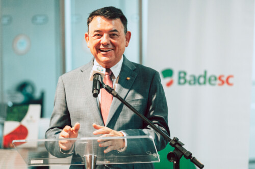 - Deputado Maurício Peixer (PL)