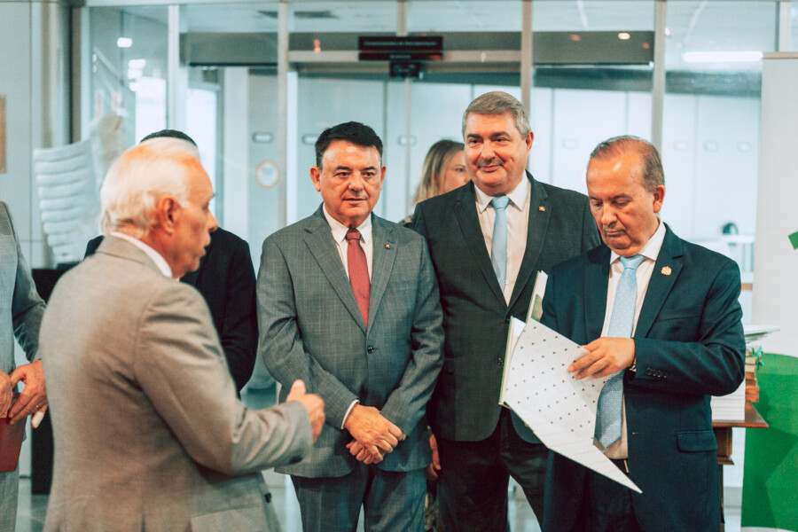 - Deputado Antídio Lunelli (MDB)-Jorginho Mello - Deputado Maurício Peixer (PL)
 - Governador do Estado de SC