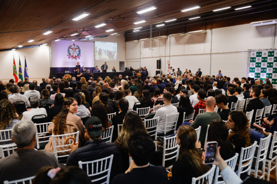 A solenidade aconteceu no Centro de Convenções da Univille.