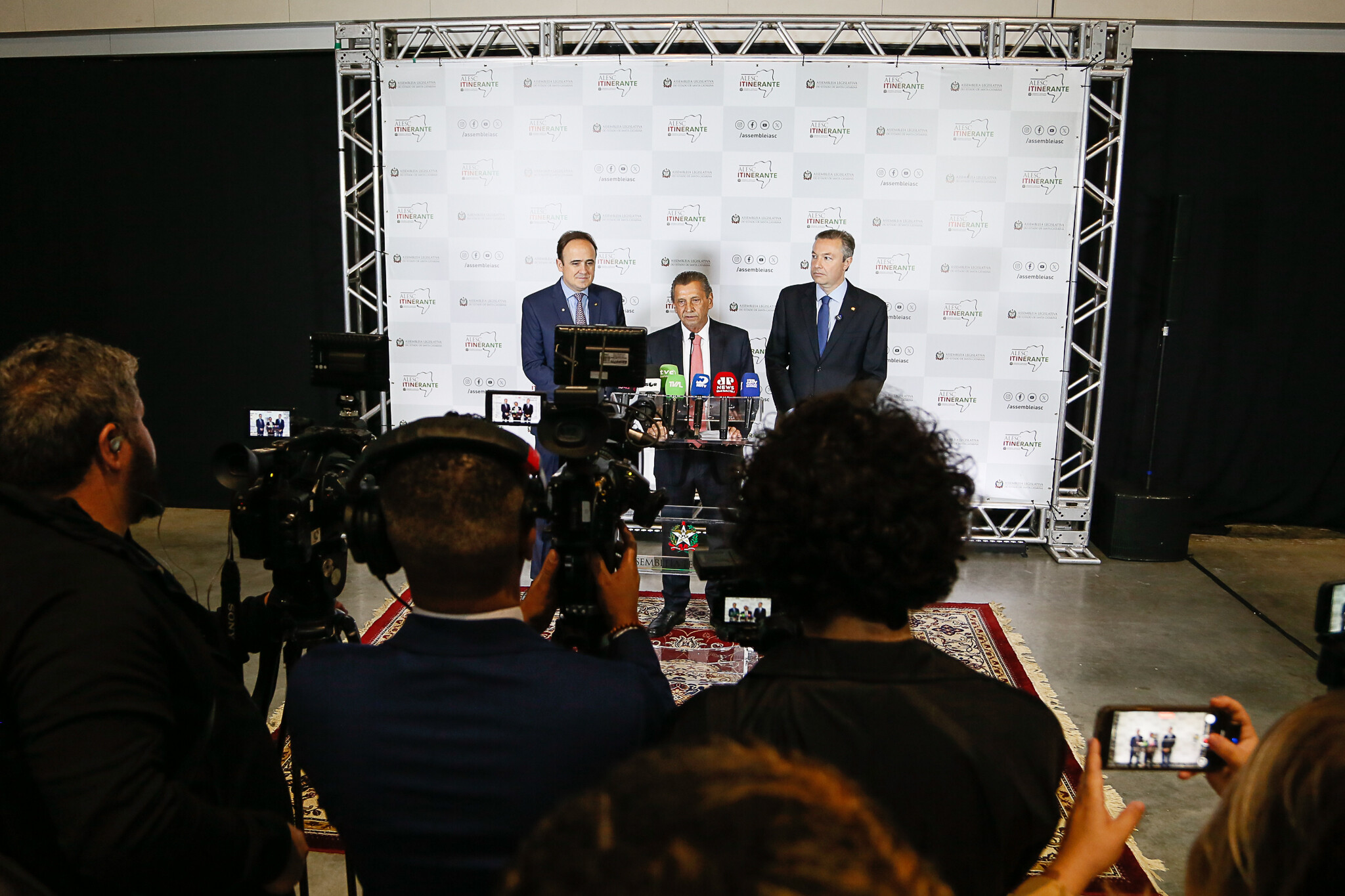 - Deputado Carlos Humberto (PL) - Deputado Napoleão Bernardes (PSD) 	

 - Deputado Julio Garcia (PSD)