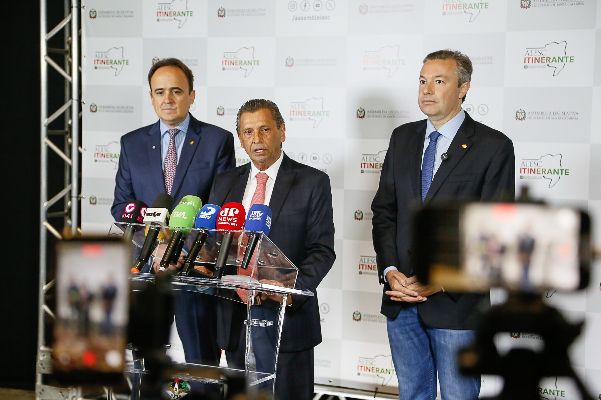 - Deputado Carlos Humberto (PL) - Deputado Napoleão Bernardes (PSD) 	

 - Deputado Julio Garcia (PSD)