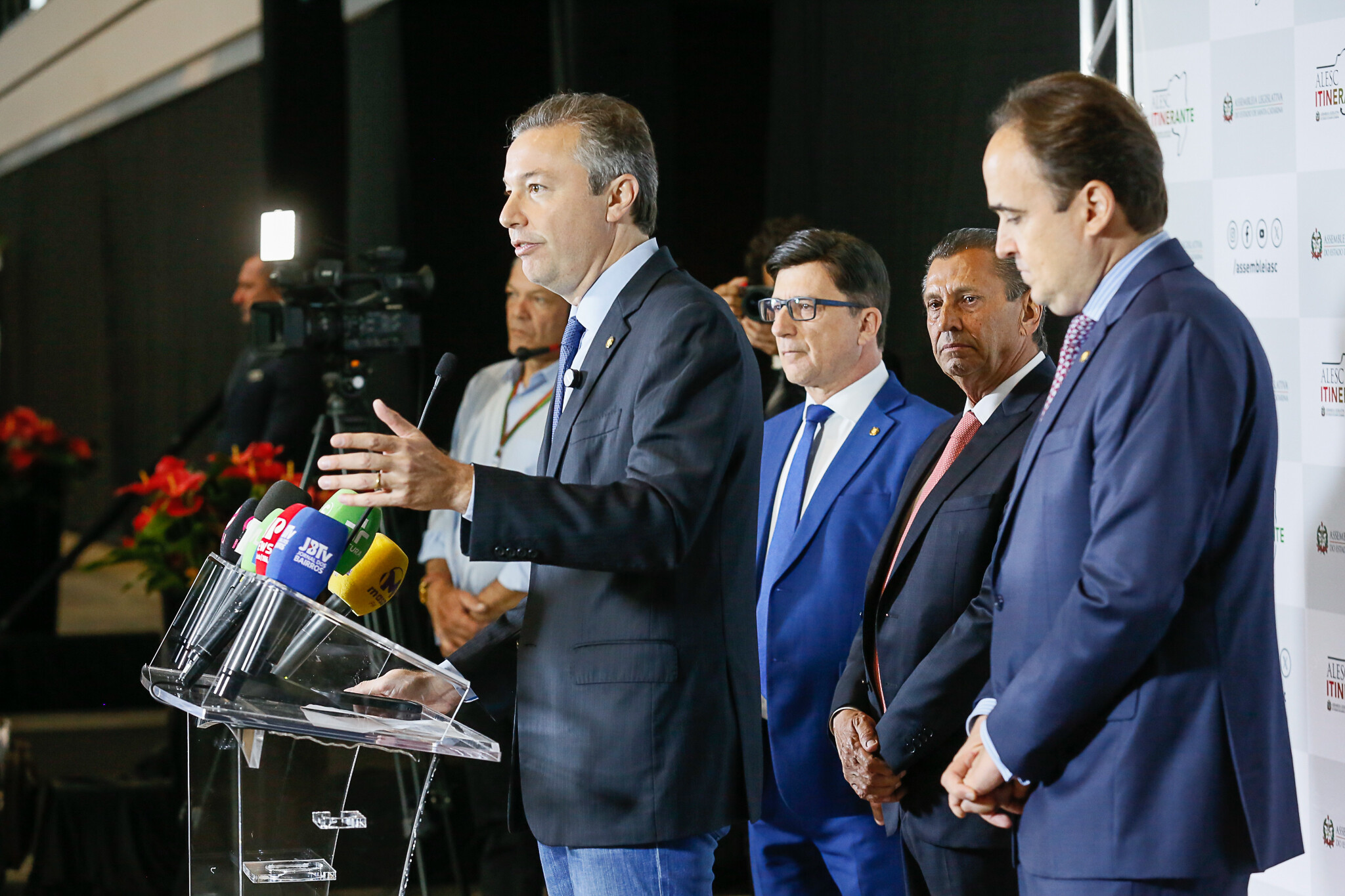 - Deputado Napoleão Bernardes (PSD)