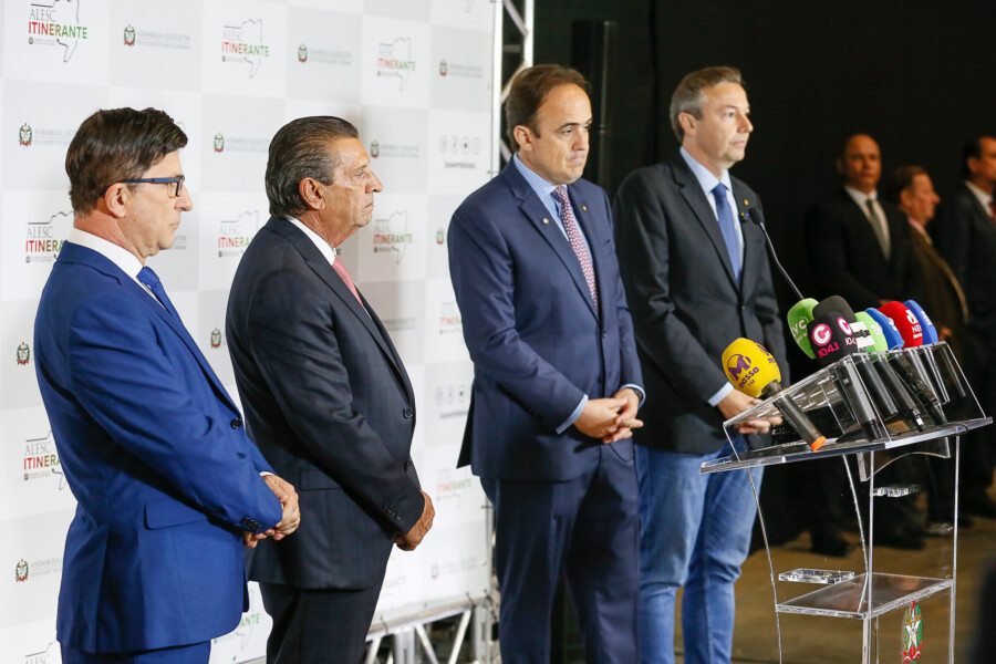 - Dep - Deputado Julio Garcia (PSD) 	 - Deputado Carlos Humberto (PL)- Deputado Napoleão Bernardes (PSD) utado Junior Cardoso (PRD)