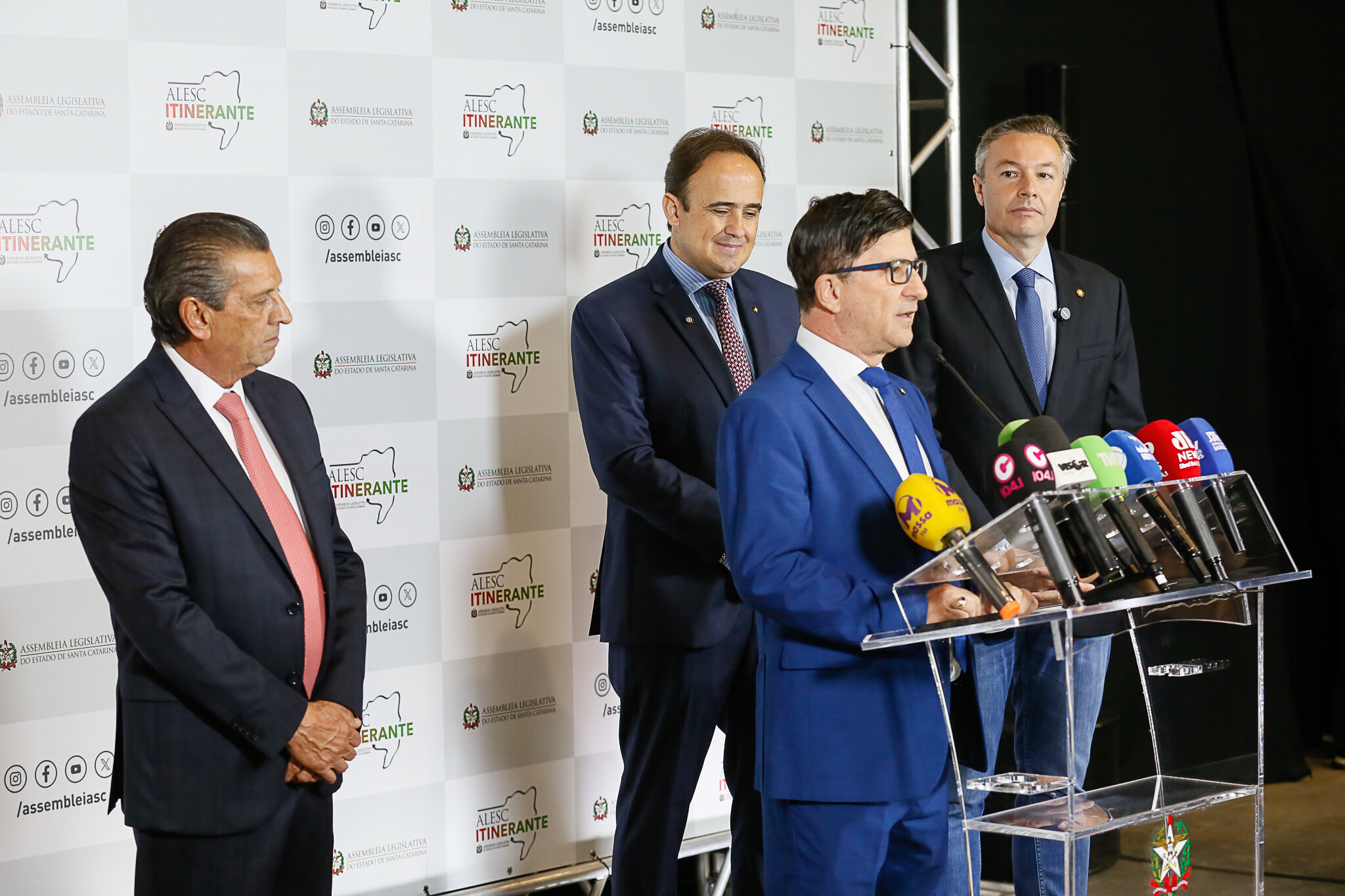 - Dep - Deputado Julio Garcia (PSD) 	 - Deputado Carlos Humberto (PL)- Deputado Napoleão Bernardes (PSD) utado Junior Cardoso (PRD)