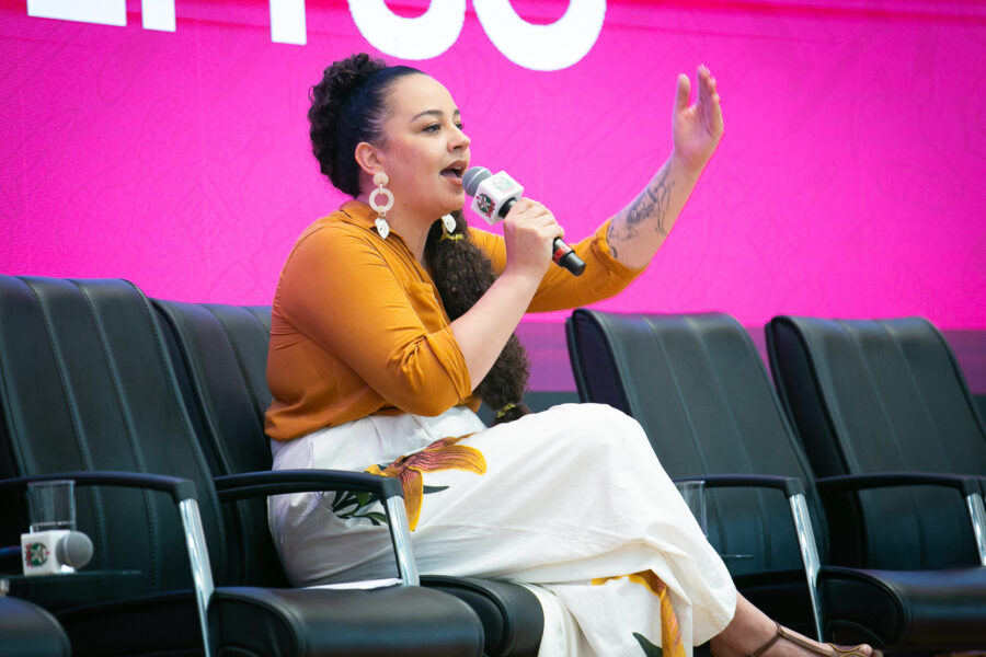 Elen Caroline Pereira, representante do Fórum Catarinense de Defesa do Serviço Público.